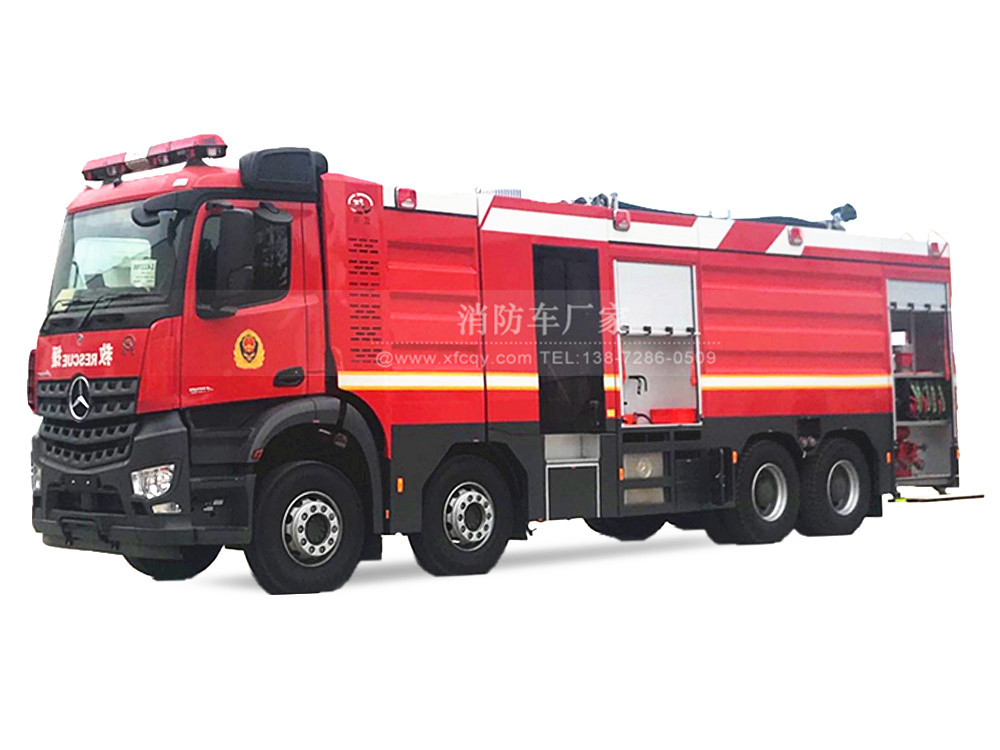 奔馳18噸大型消防車(chē)