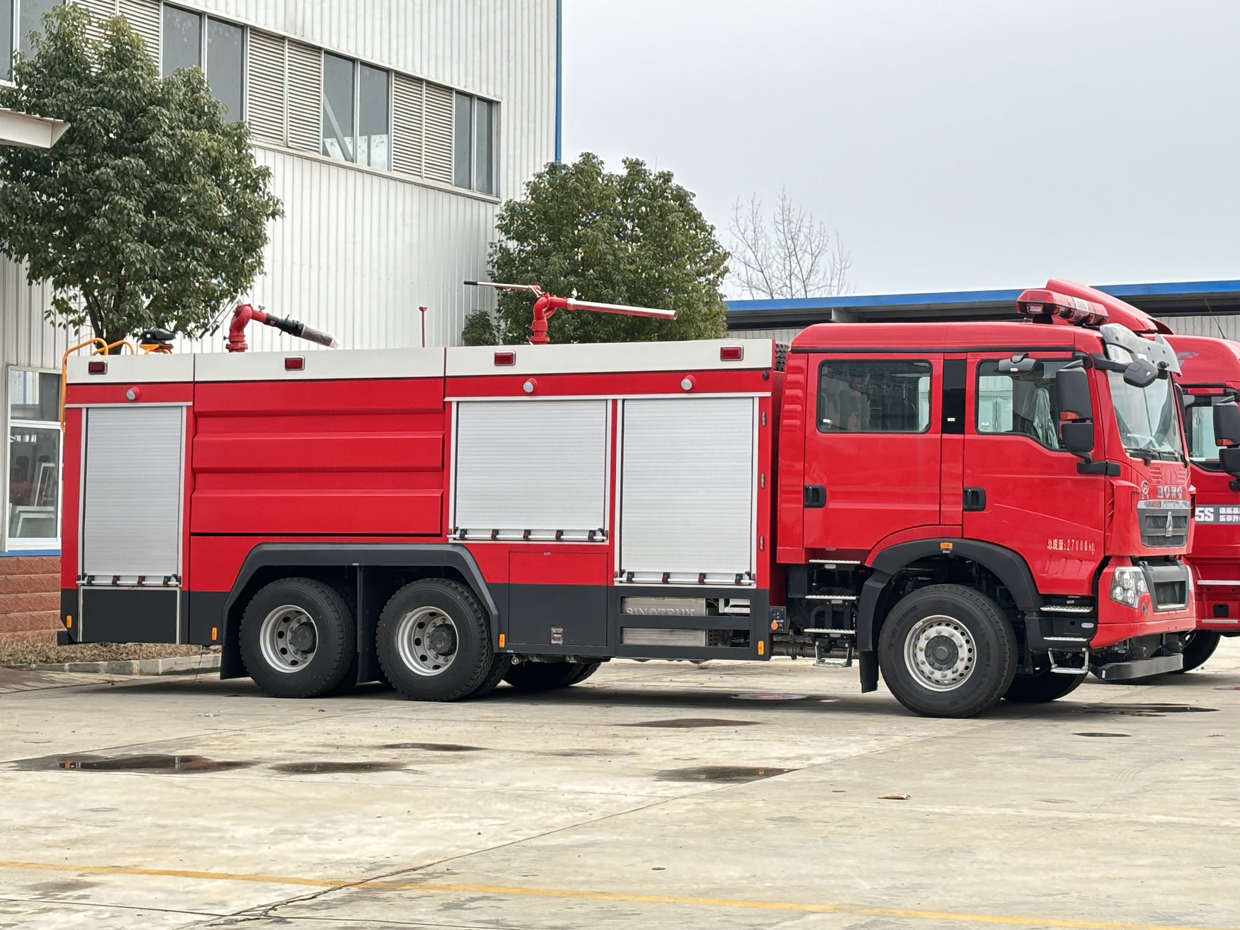 ��������10���ɷ���ĭˮ(li��n)������܇