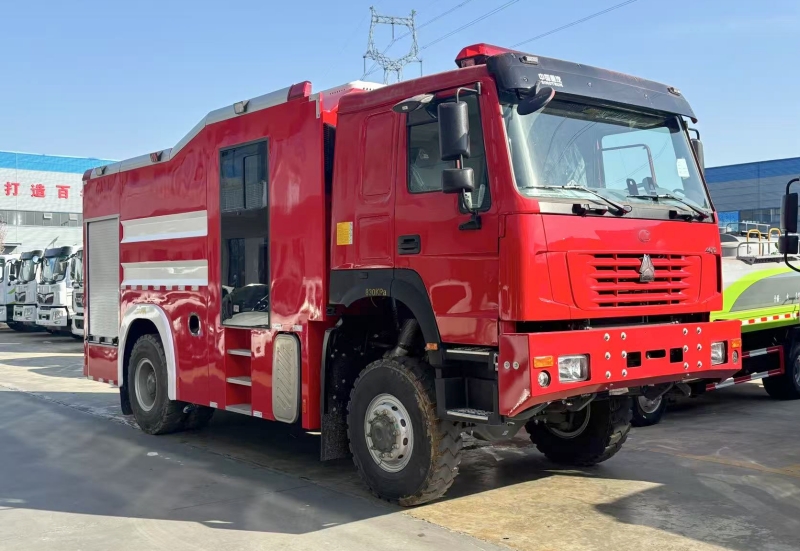 25���������(q��)ԽҰ7��ɭ������܇����(sh��)�c�Ј�(ch��ng)��(b��o)�r(ji��)